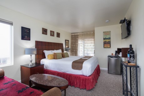 Welcome To Vendange Carmel Inn & Suites - King Room